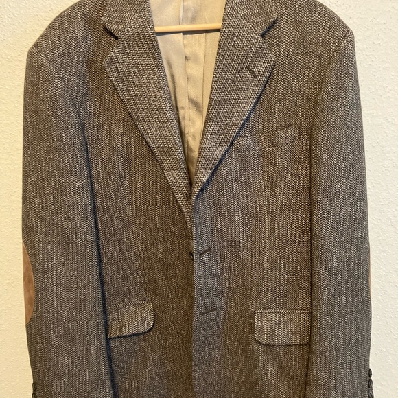 Mens Tweed Sport Coat (Blazer) with Faux Suede Elbow Patches - Two Button - 42 L